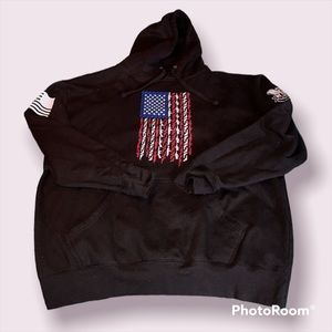 We the people hoodie. All guns in is everything. Great quality!!🖤